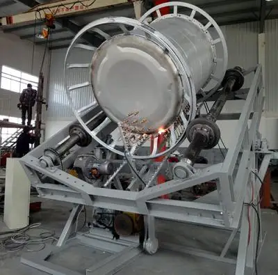 Rock & Roll PE molding machine