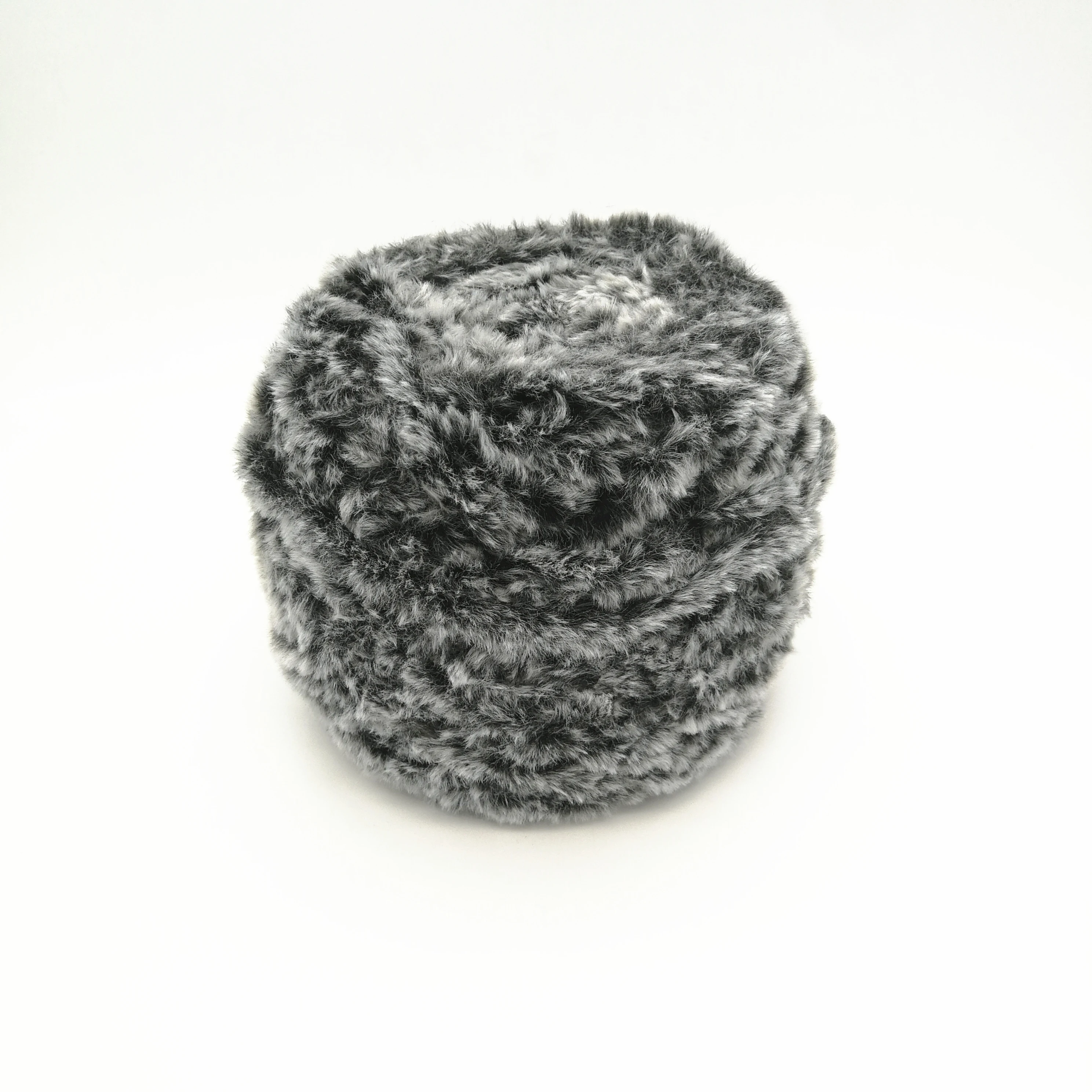 100% polyester yarn hand make hand knitting fur yarn fancy yarn for blanket scarf hat