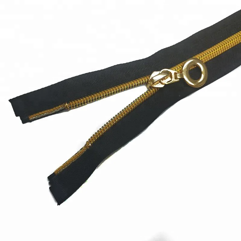 Competitive Price Good Quality Zipper Gold Teeth Plastic Nylon Zipper For Garment Production