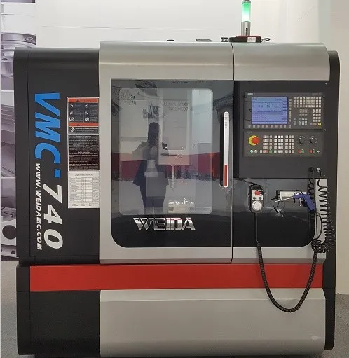 Fanuc CNC Milling XH7132A VMC640 VMC740 CNC milling machine center price