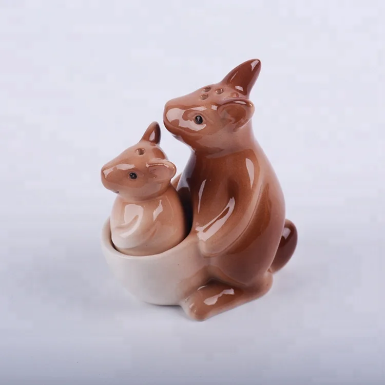 Creative ceramic decorative salt and pepper shaker with kangaroo design
