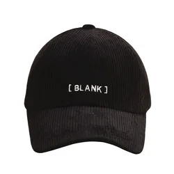 Бейсболка из вельвета с вышивкой, 6 панелей