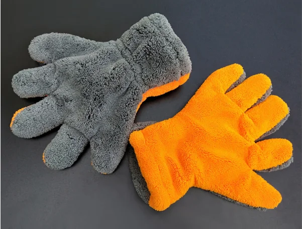 
Multi-functional double-sided coral fleece glove for car washing 