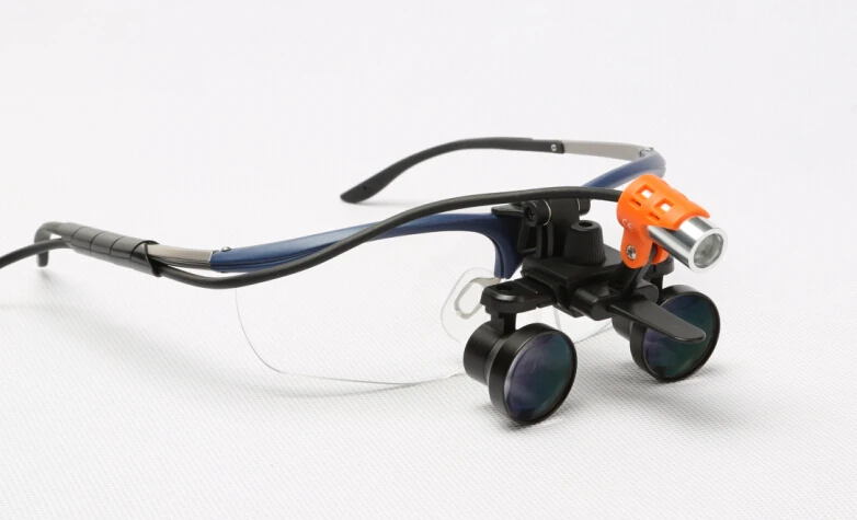 TAOS smallest LED HEADLIGHT FOR DENTAL LOUPES