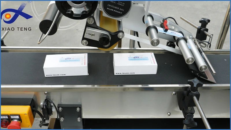 Автоматическая плоская этикеточная машина для производственной линии