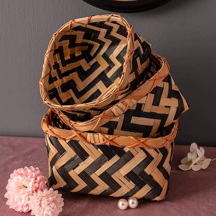 Custom Collins Classic Gift Hamper Basket Bamboo Wood Clothes Baskets Woven Storage Basket