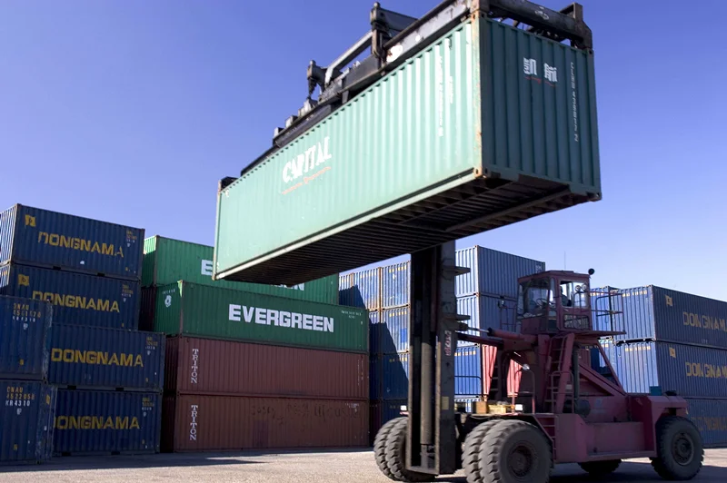 China new and used sea containers manufacturers