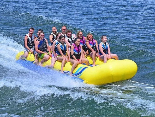 customized inflatable boat for water sport games