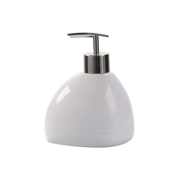 Unique Shape White Plastic Bathroom Set Cute Tooth Cup Soap Plate and Body Shampoo Dispenser