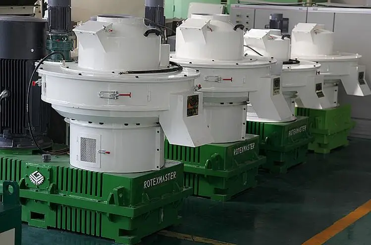 Farm Waste Agriculture Corn Stalk Straw Biomass Wood Pellet Machine