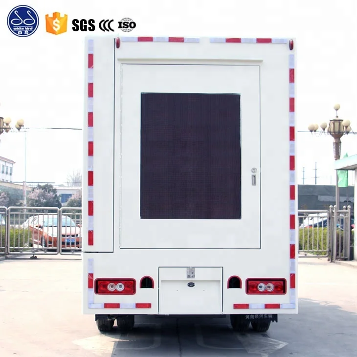 Digital Roadshow Vehicle Foton Small Size P4/P5/P6 LED Billboard Truck