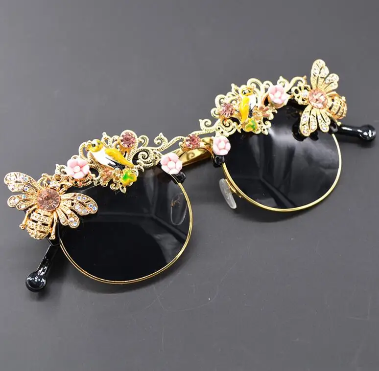 Handmade Luxury Baroque Rhinestone Flower Bee Sunglasses for Women Brand Female Sun Glasses Oculos Crystal Eyewear