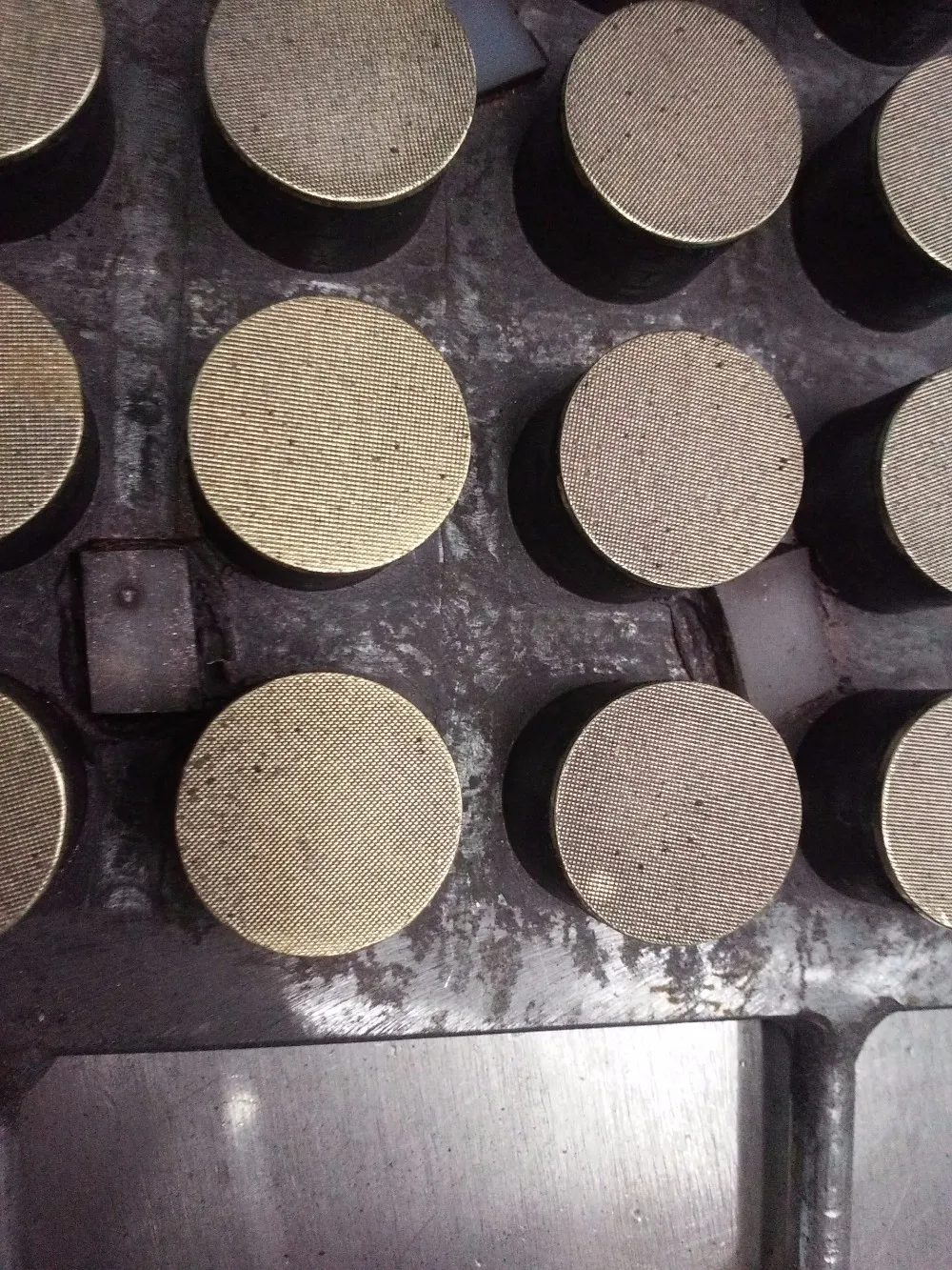 Professional Cosmetic Powder Press Equipment For blusher, eyeshadow