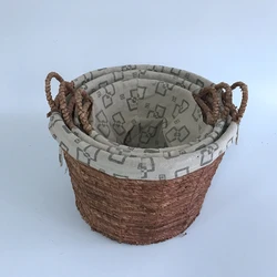unique extra large round shaped woven seagrass straw corn husk storage toy laundry basket with cloth lining