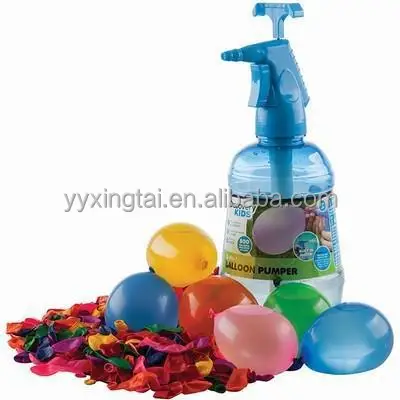 Plastic water balloons pumper bottle
