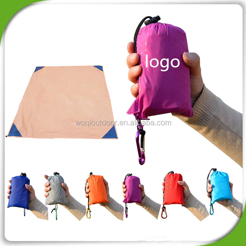 Woqi Outdoor Mini Customized Waterproof Portable Ripstop Pocket Blanket Travel Sand Free Picnic Blanket Mat
