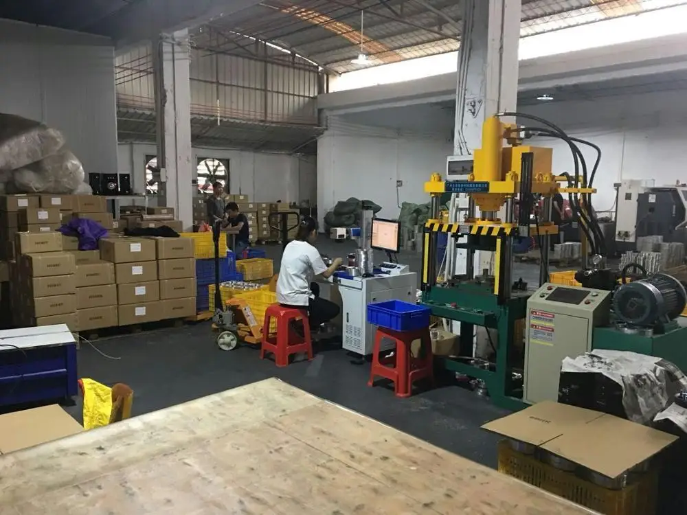 Aluminum rear coil strut spring lift spacer for Montero, Pajero,LC 80 and Patrol