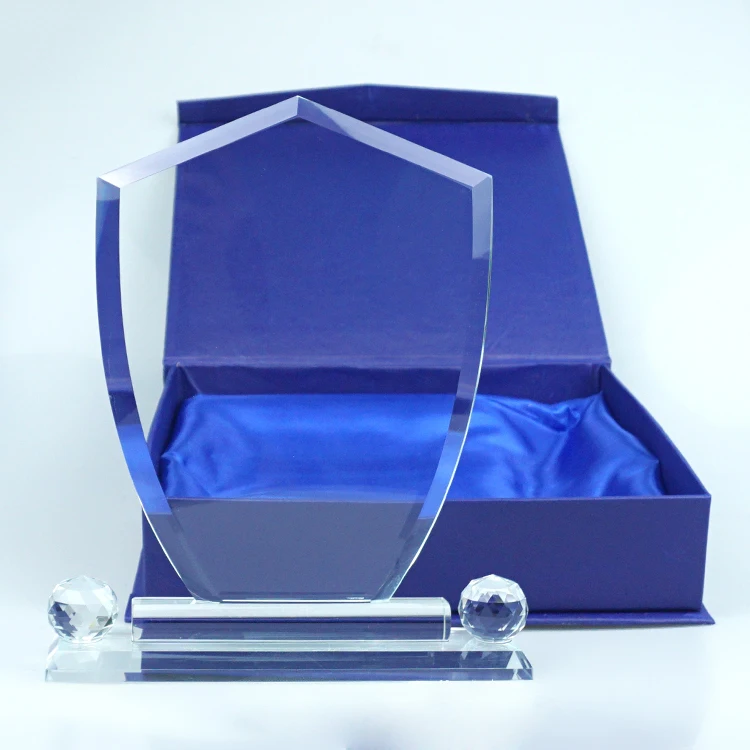 
customize shield shape crystal plaque award gift with Luxury base 