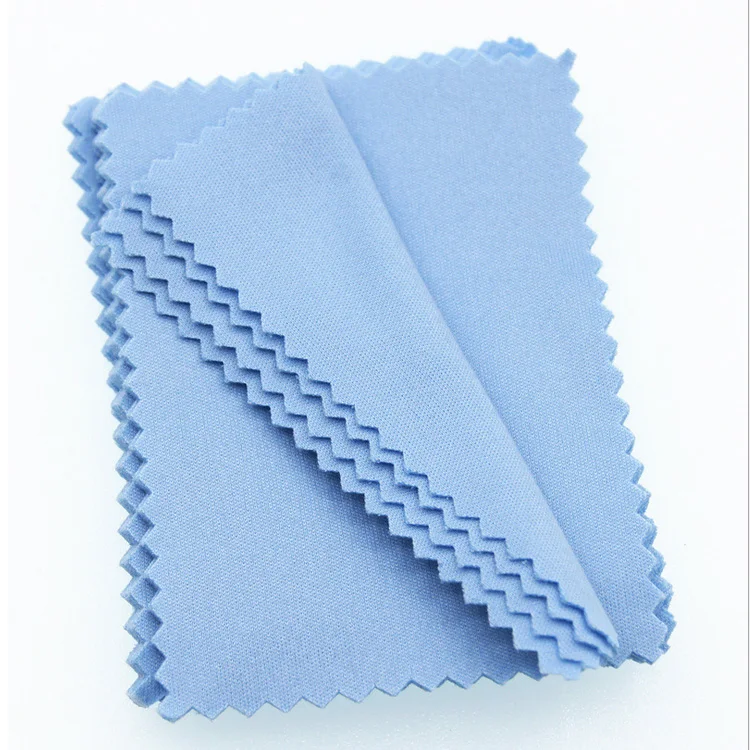 Thick Black 40x40 Microfiber Cleaning Cloth in Roll