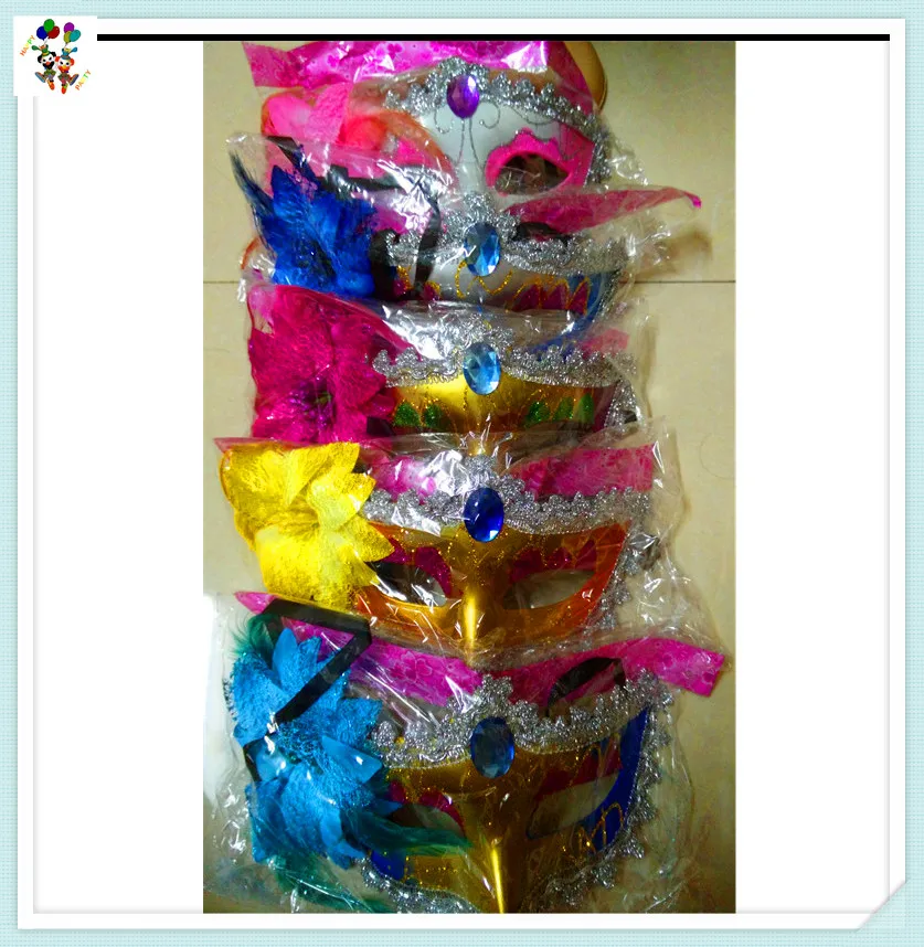 Ladies White Feather Plastic Masquerade Party Masks HPC-1511