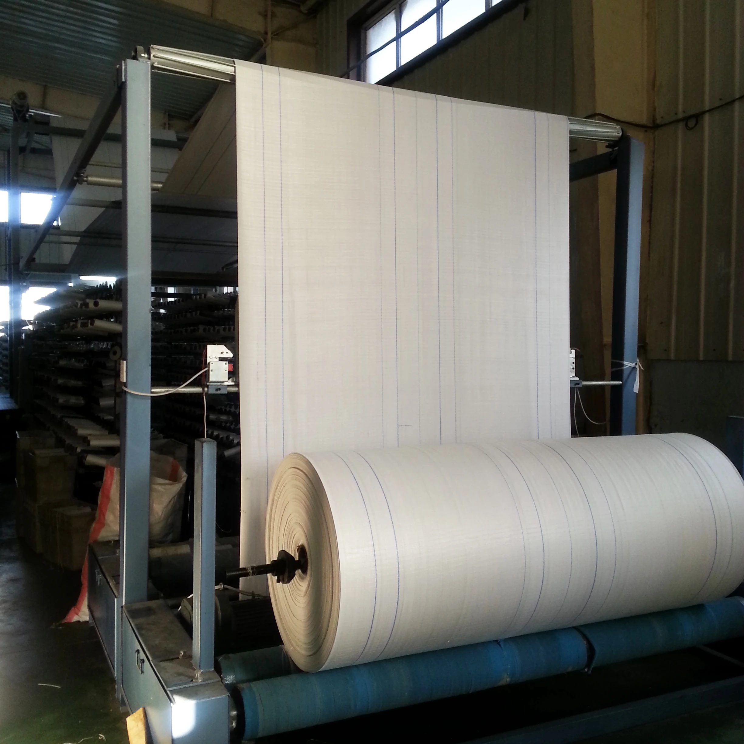 Low price PP plastic woven tubular fabric sack bag rolls for making chemical feed corn sugar rice packing