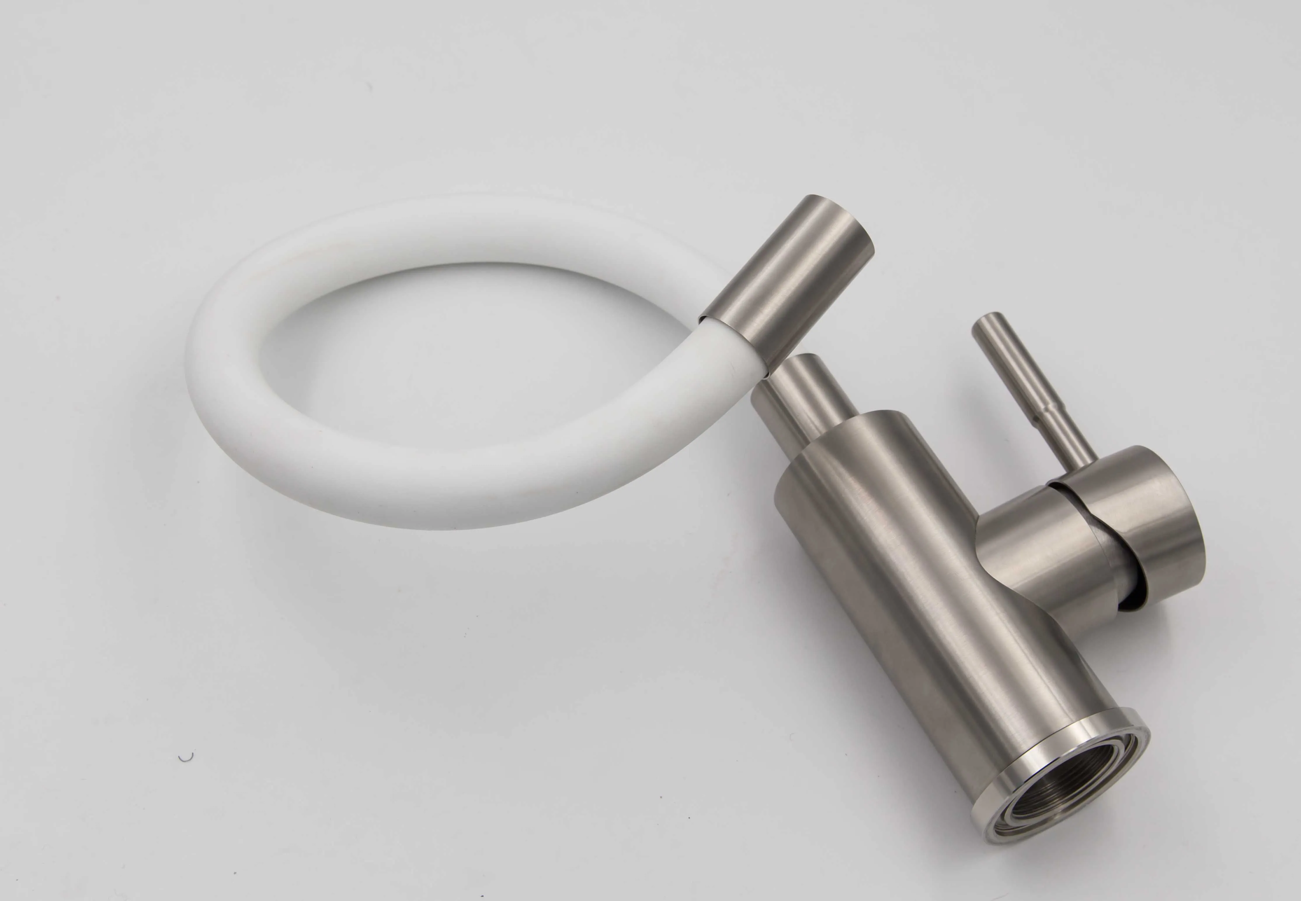 
Well Design 304 Stainless Steel Kitchen Sink Faucet 360 Degree Rotation Flexible Faucets Mixers Taps 