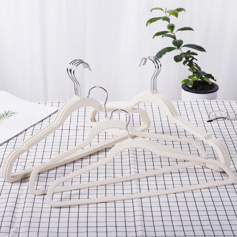 Adjustable Velvet Flocked Hanger Silver Plated Swivel Hook Hanger Wholesale Garment Store Clothes Hangers