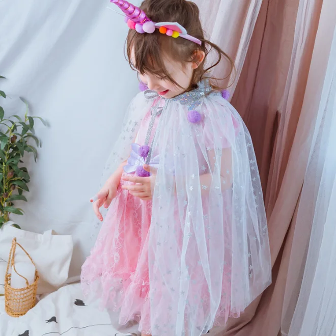 
KS0599 Glitter sequin design girls cloak party wear tulle girls cape with pom pom 