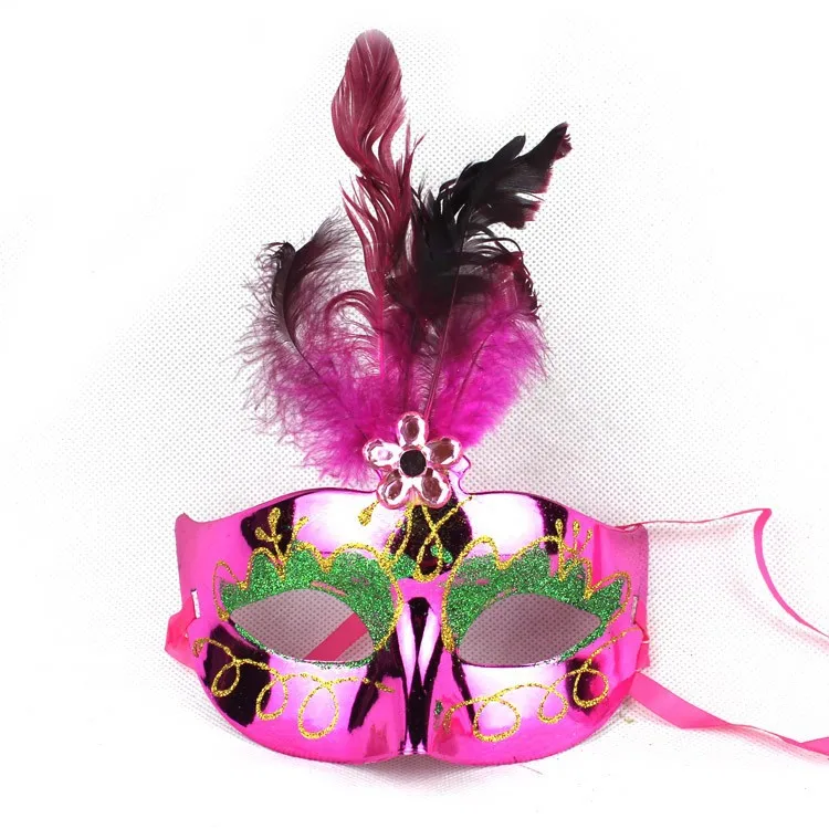 Factory Hot selling with cheap price half face feather mask for the party and all events
