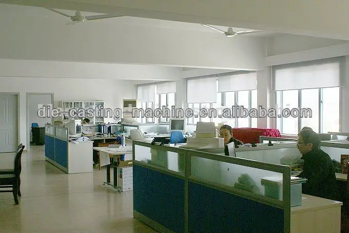 
Hot zinc alloy continuous die casting machine 