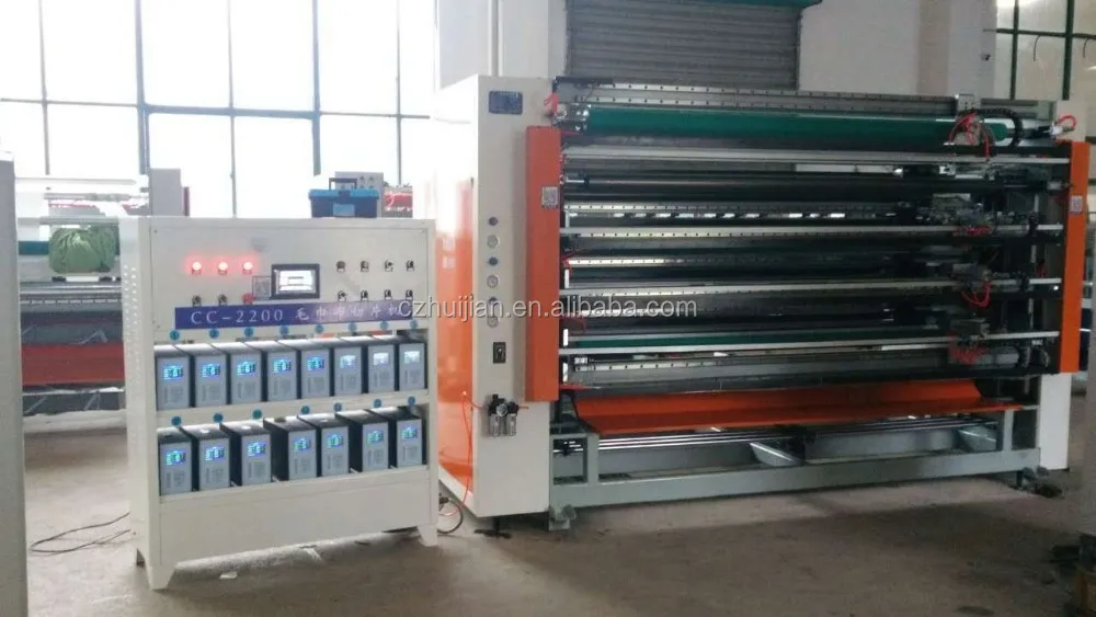Automatic cleaning microfiber cloth slitting machine