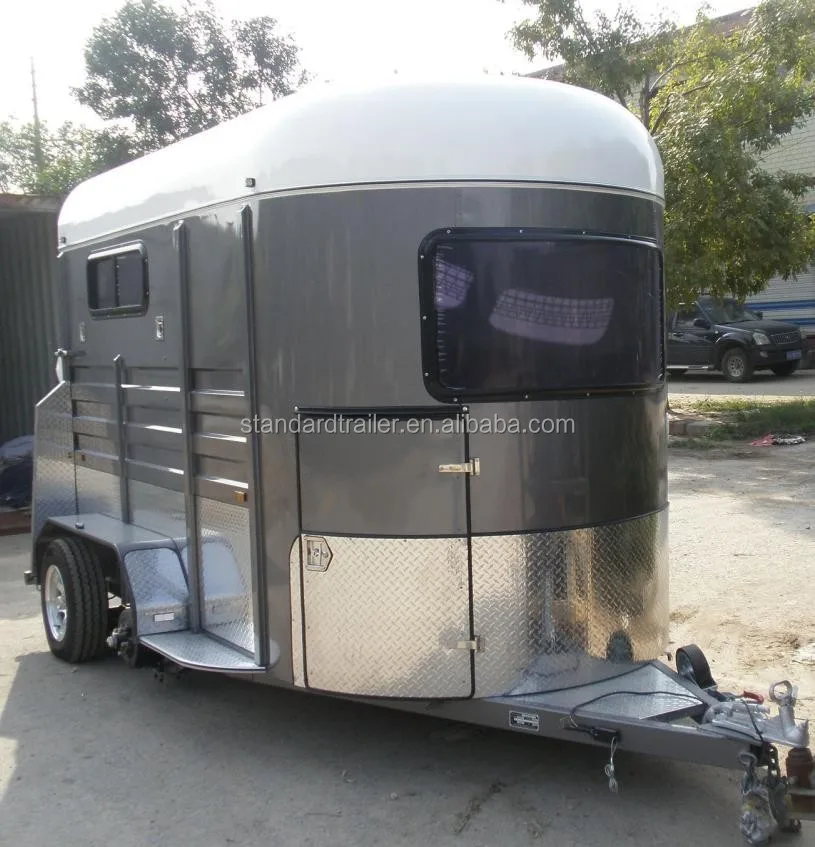 
2 HSL extended float with a front tack box 