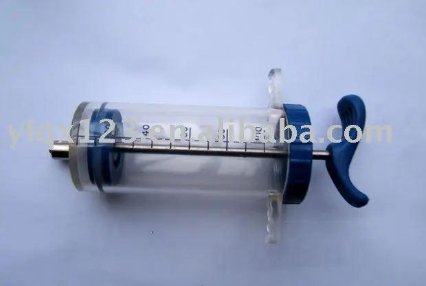  Ветеринарный пластиковый шприц (простой)