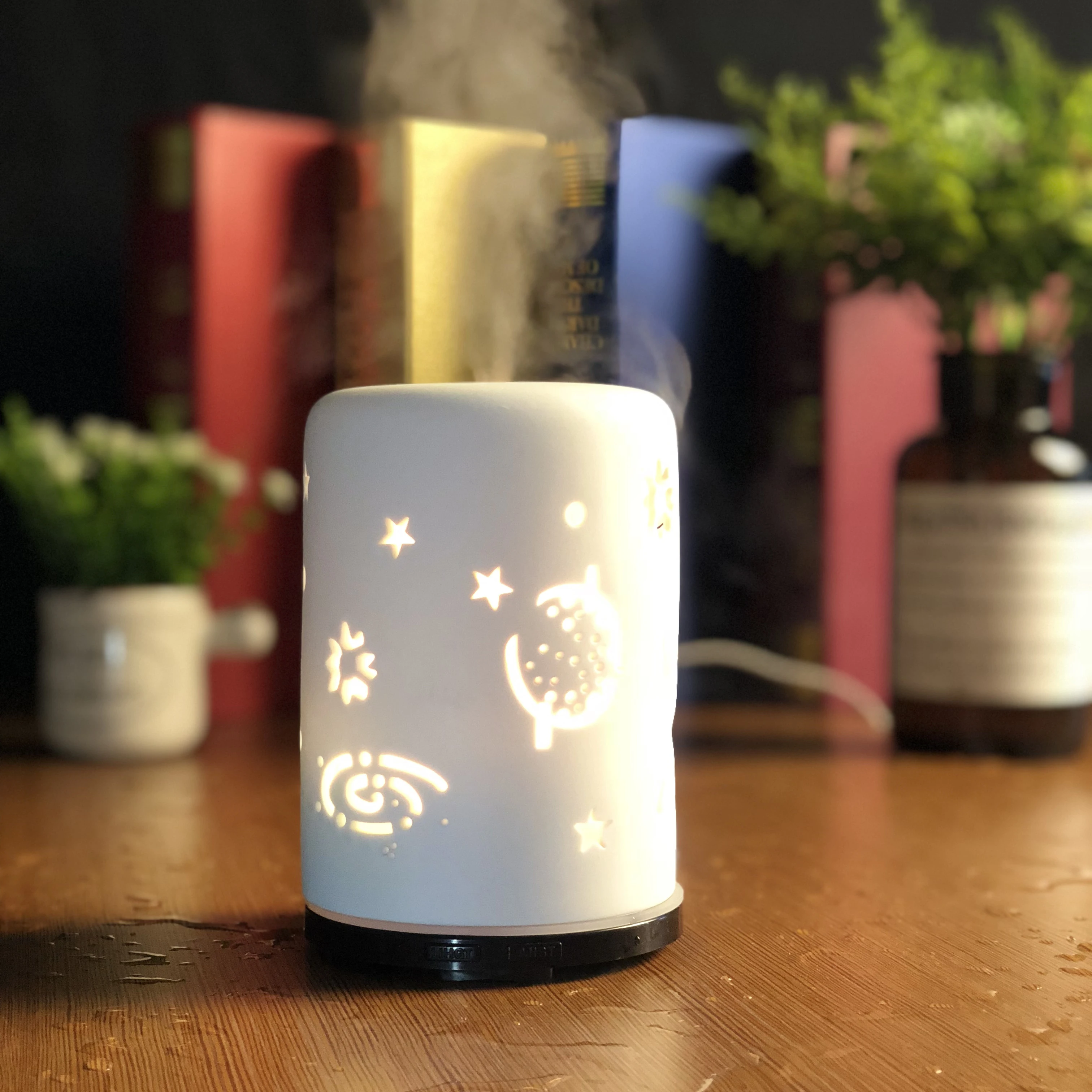 New design elegant 120ml easy home ceramic diffuser humidifier essential oil aroma diffuser