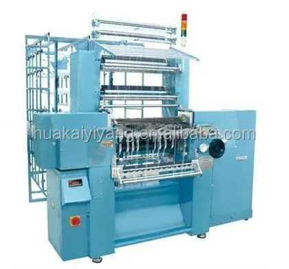 Crochet knitting machine for lace