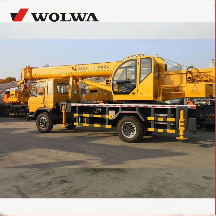 12 ton small truck mounted crane from jining truck crane factory