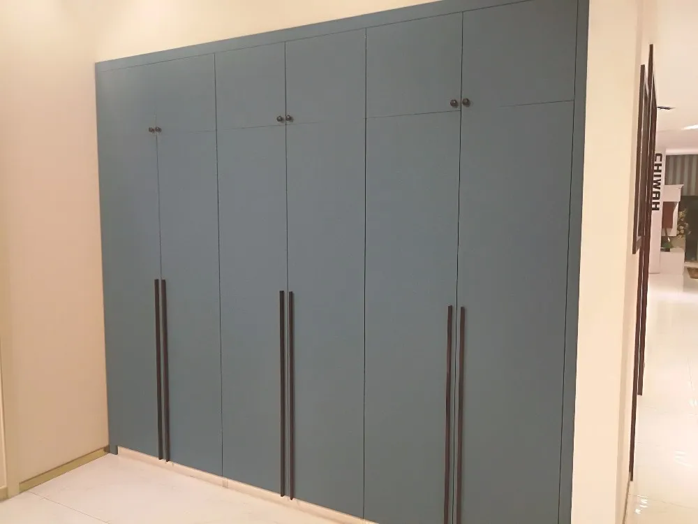 
Mediterranean Style Modern Walk-in Closet bedroom wardrobes 