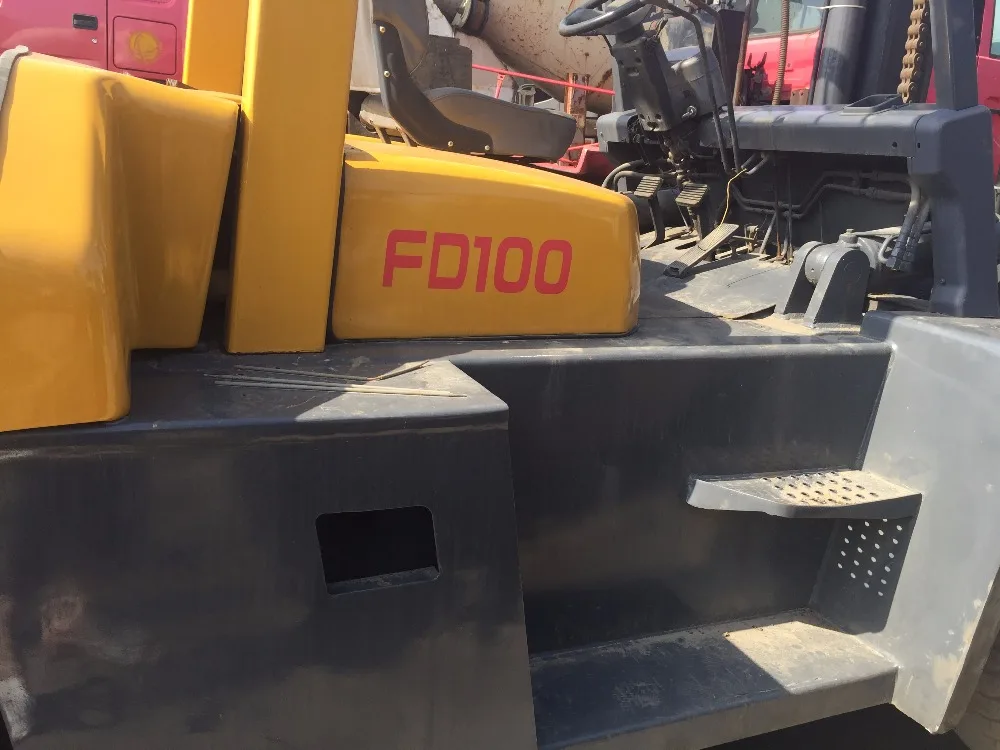 good condition used forklift TCM FD100 10 ton Japan original for sale at low price