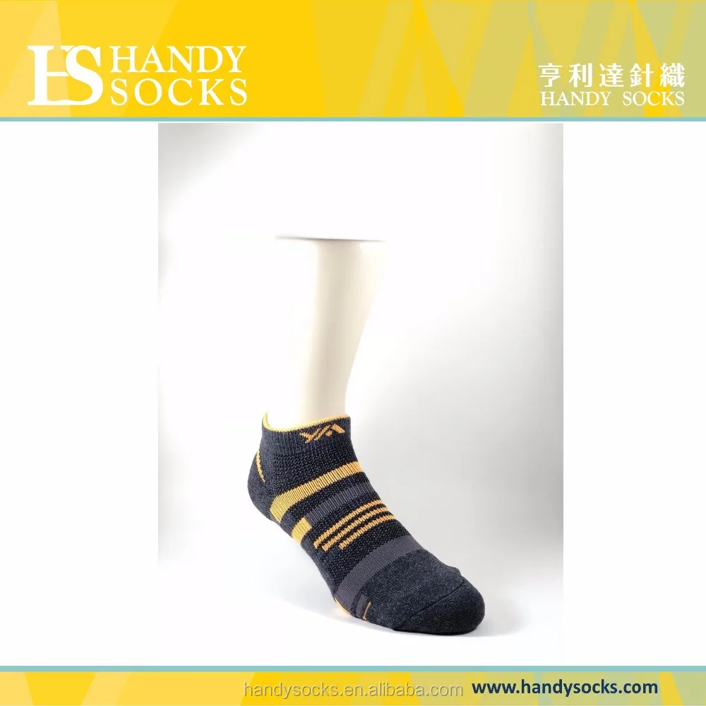 Wholesale football compression women 100% cotton soccer socks