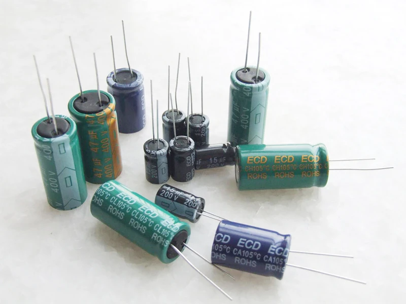 Good quality& DIP capacitor  2.7V 3000F