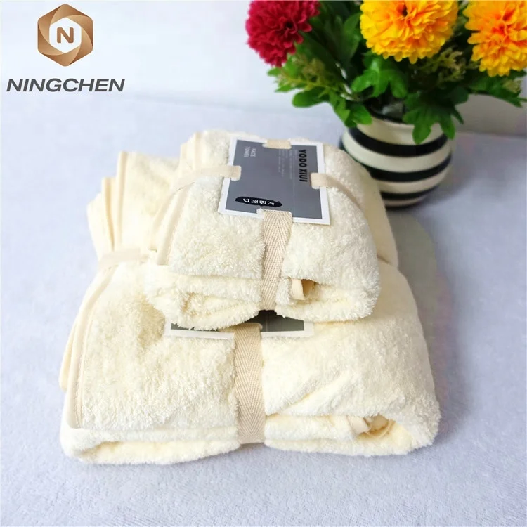 
hot selling 2018 China Coral fleece towel set 35*75 70*140 Beautiful design coral fleece terry towel set 