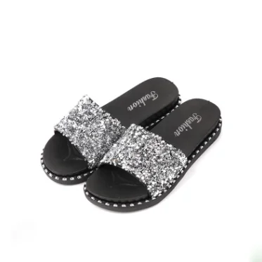 Fashionable and casual new style sequined sandals slippers women summer outdoor flats beach slippers and sandals
