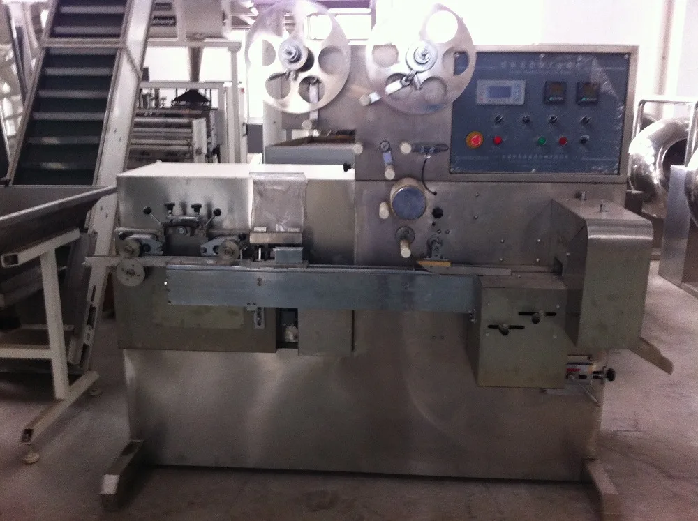 QZB-I Cutting and pillow packing machine for bazooka bubble gum