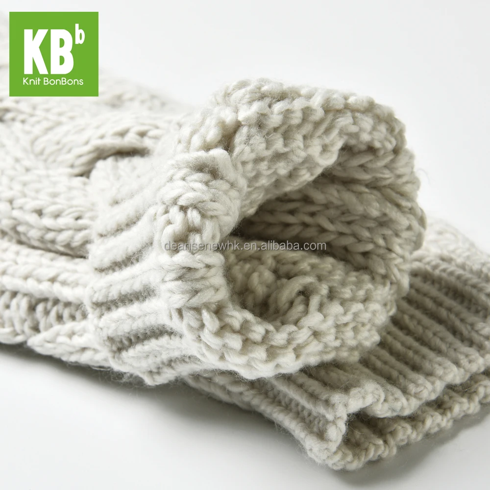 
100% Acrylic Cable Winter Adult Knitted Arm Warmer mitten 