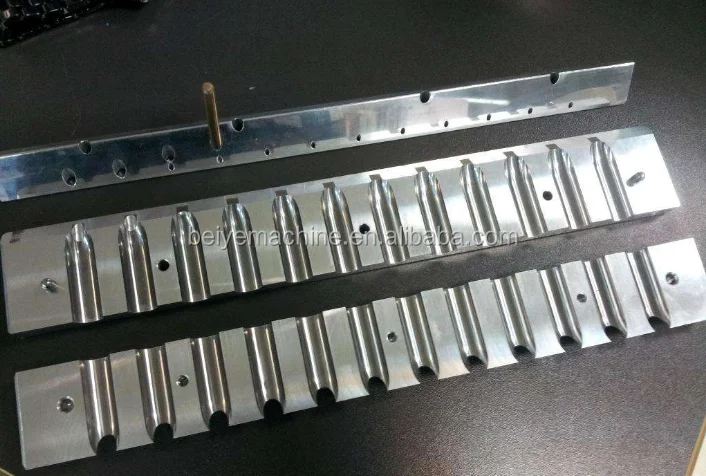 
Neutral Lipbalm Moulds with 12 cavities 