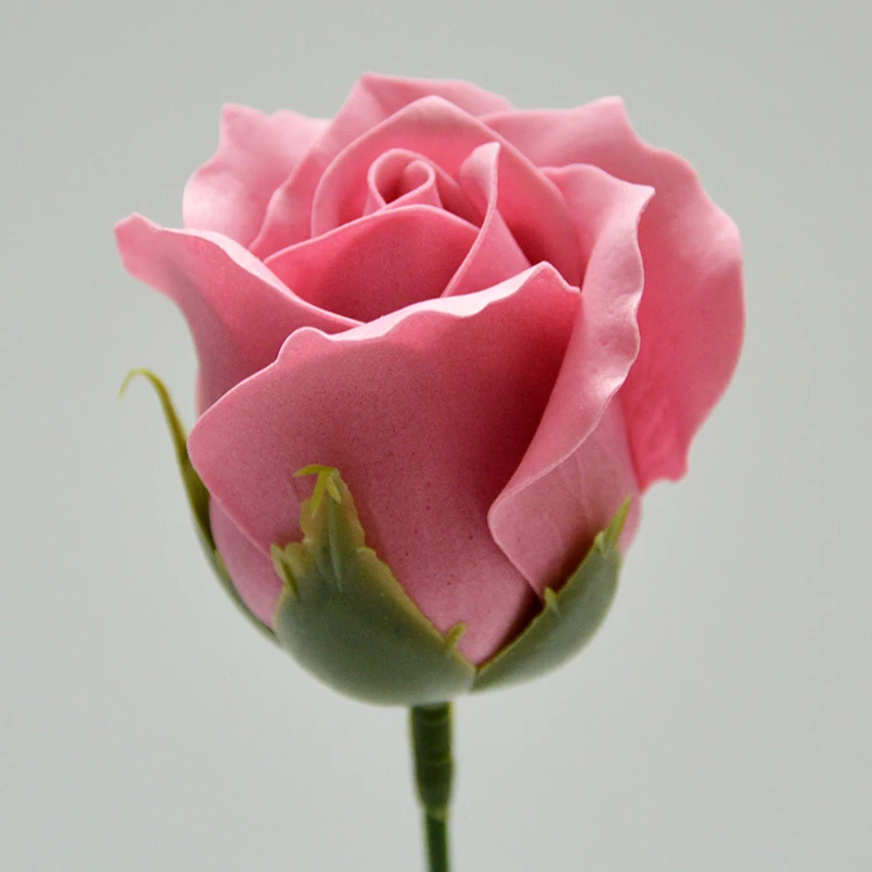 
Artificial rose for wall decoration decorative soap flowers are popular for use in gift boxes 