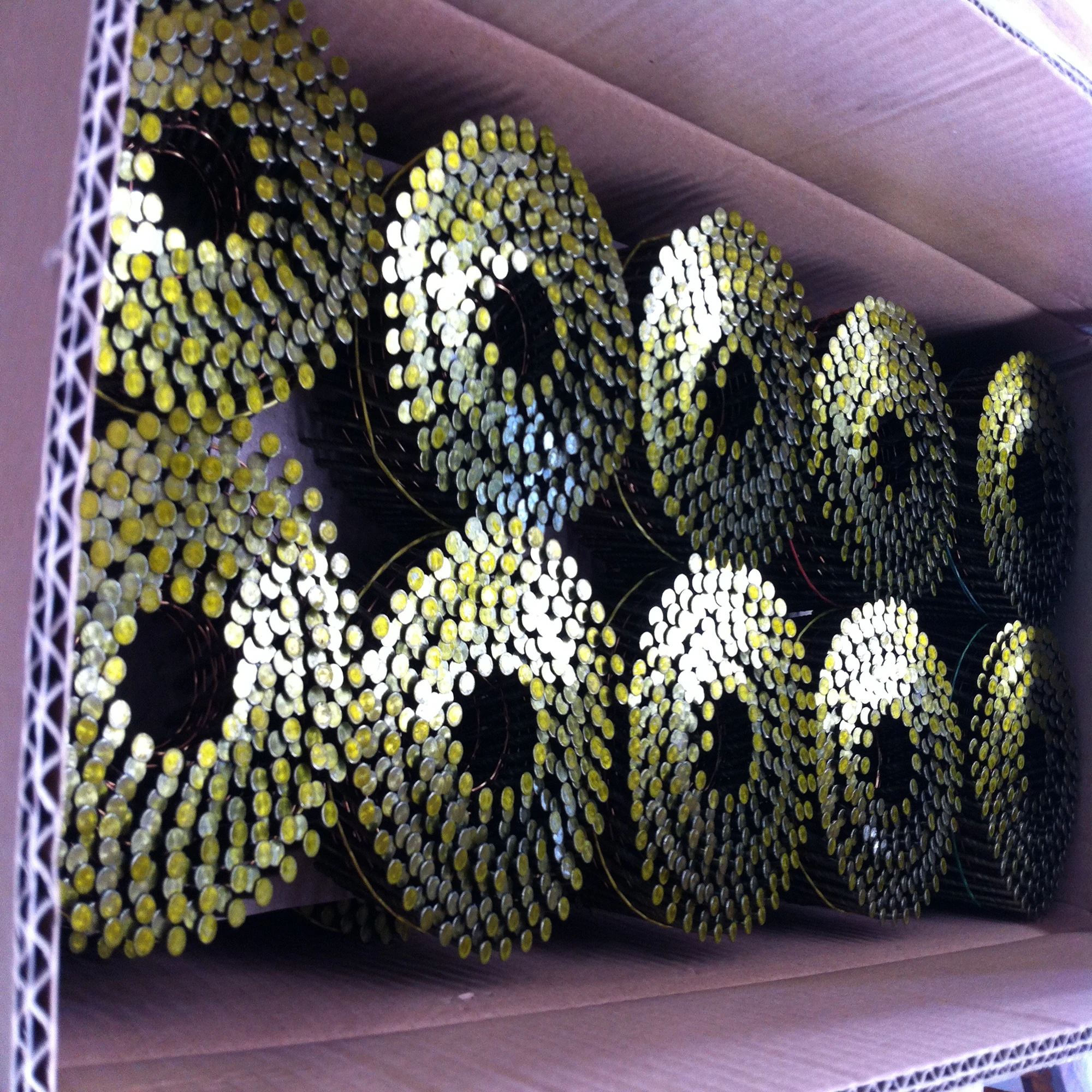 Supply all sizes wire coil nails suitable for Hitachi nail gun ,Max air gun