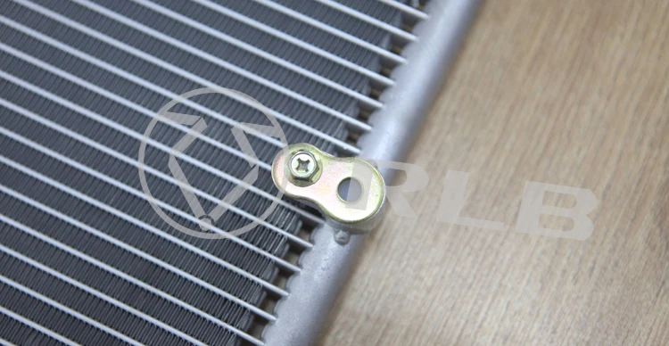 
KDH222 HIACE air conditioning car condenser with 88450-26120 