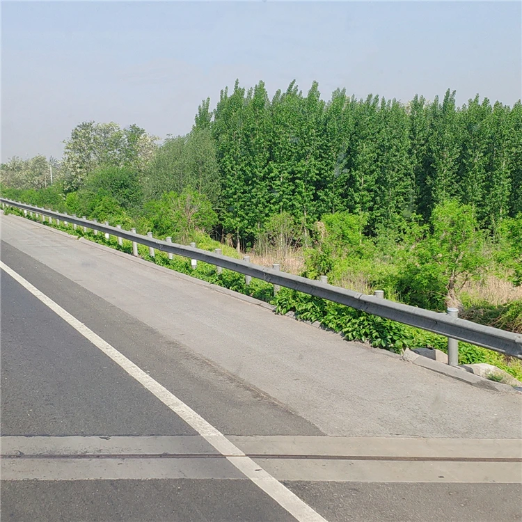 Popular road safety barrier high quality galv steel highway posts galvanized guardrail systems