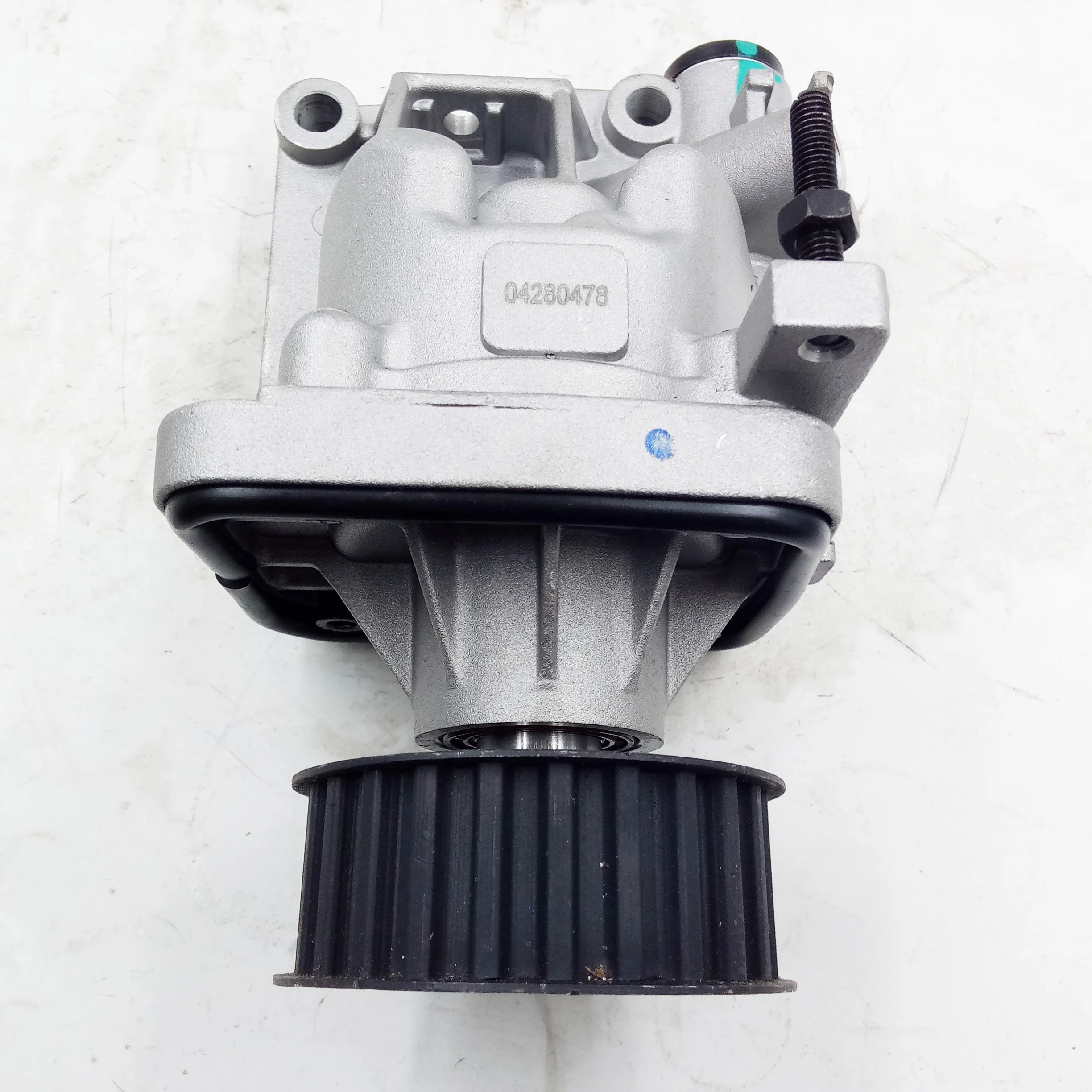 High quality deutz FL1011 oil pump 04280165/04102478